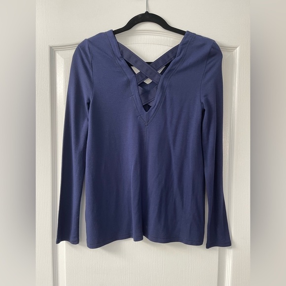 Lilly Pulitzer Luxletic Areli Pullover Navy - Picture 8 of 14